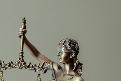 涉黑涉恶犯罪案件辩护——司法天平（Lady Justice）